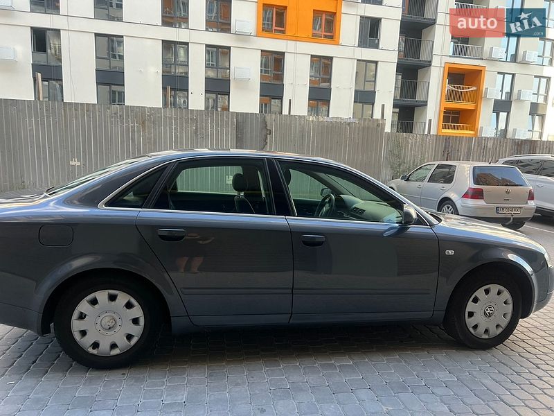 Седан Audi A4 2004 в Виннице
