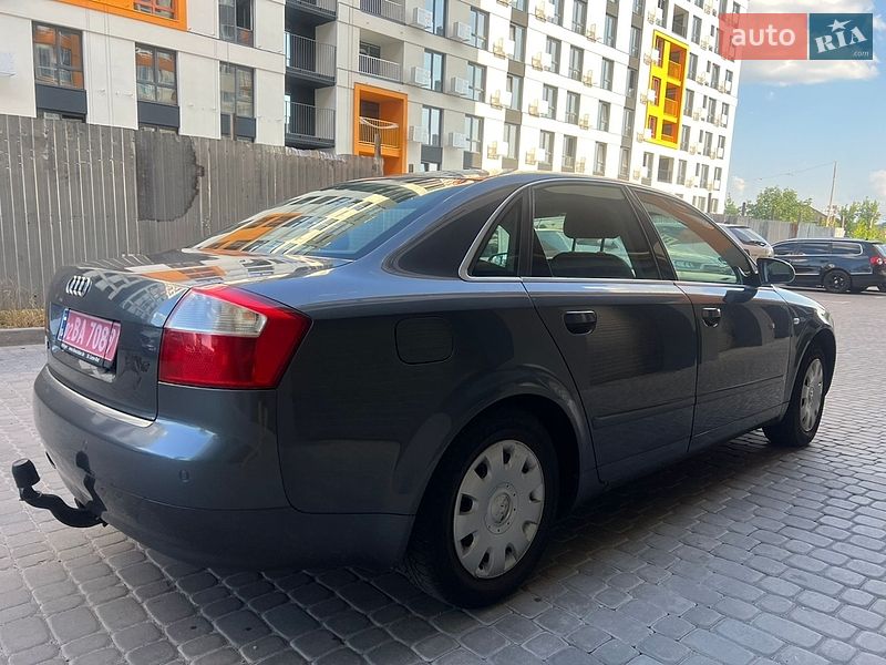 Седан Audi A4 2004 в Виннице