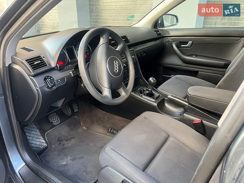 Седан Audi A4 2004 в Виннице
