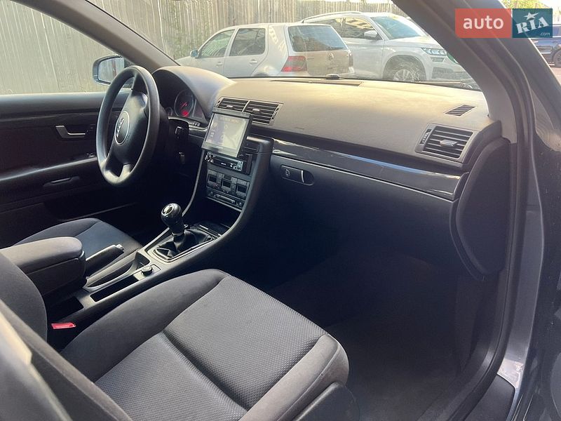 Седан Audi A4 2004 в Виннице