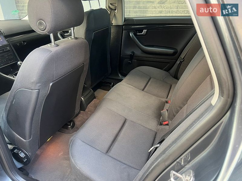 Седан Audi A4 2004 в Виннице
