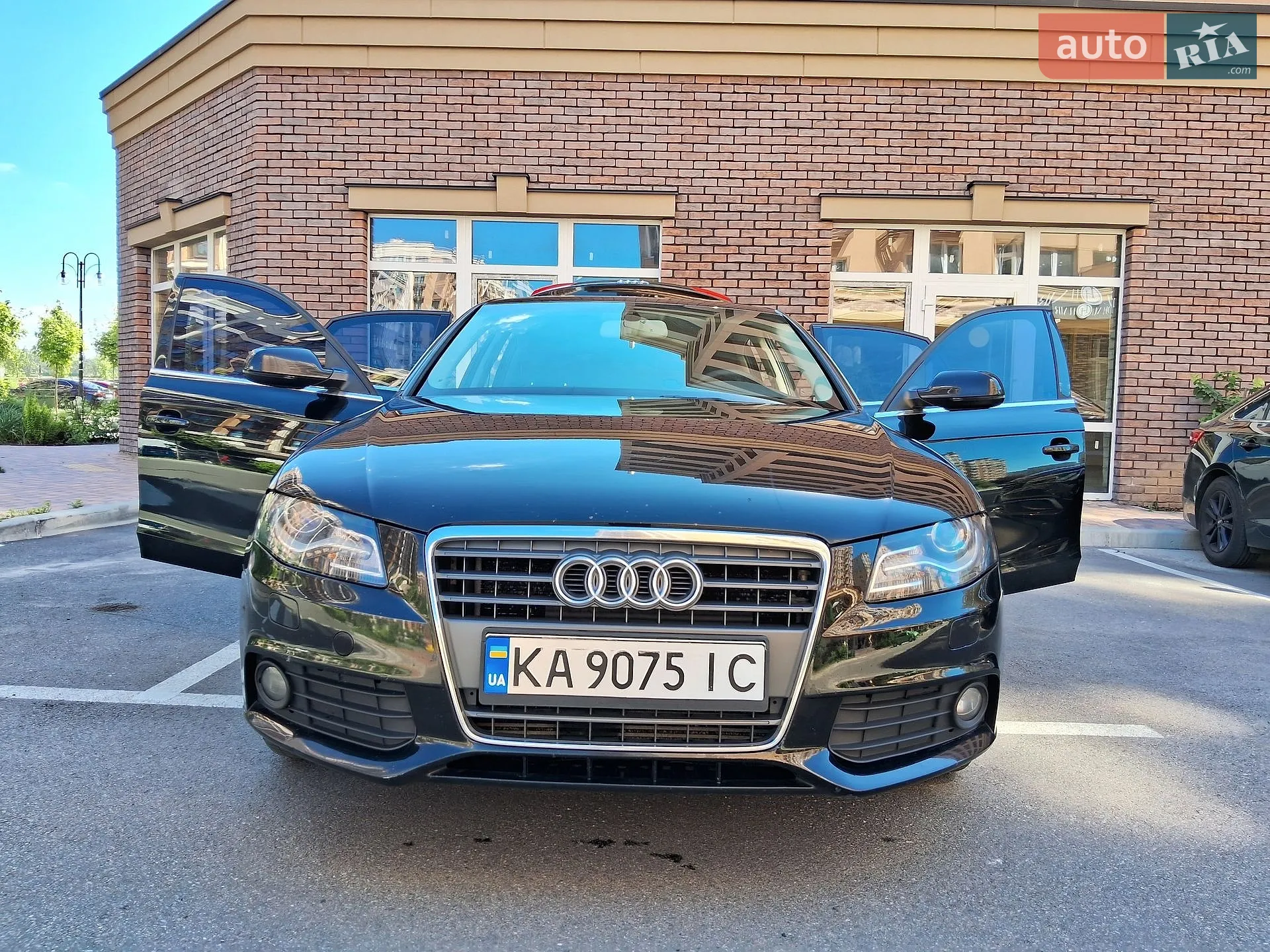 2010 Audi A4 - мініатюра 12