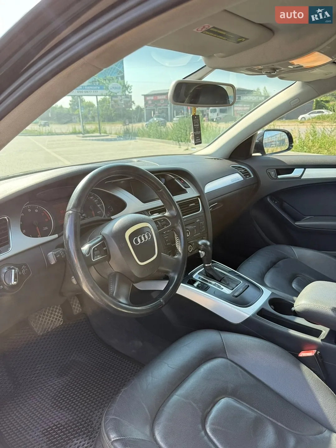 2011 Audi A4 - мініатюра 10