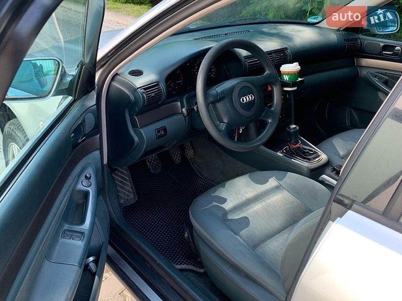 Седан Audi A4 1999 в Ивано-Франковске