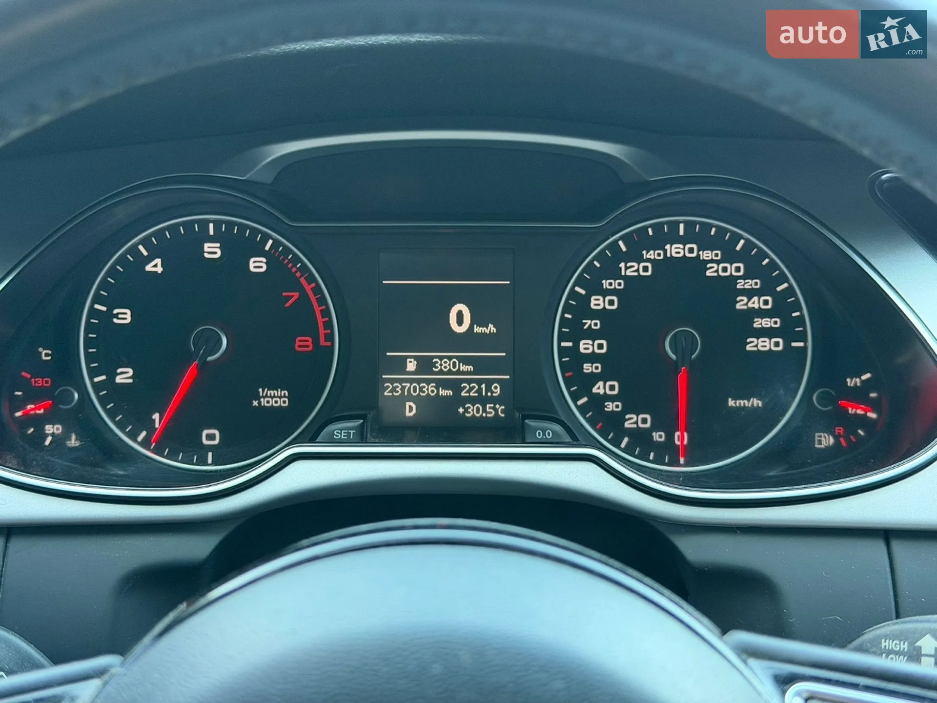 2015 Audi A4 - мініатюра 18