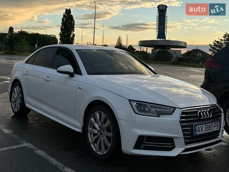 Седан Audi A4 2018 в Харькове