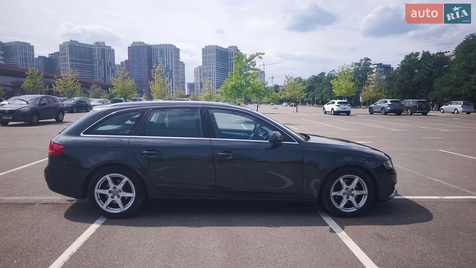 2011 Audi A4 - мініатюра 2