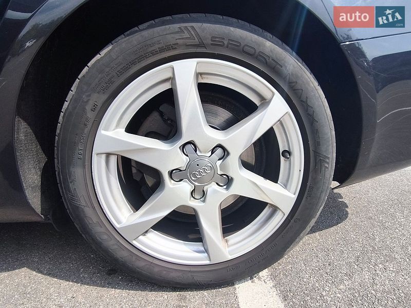 Универсал Audi A4 2011 в Киеве