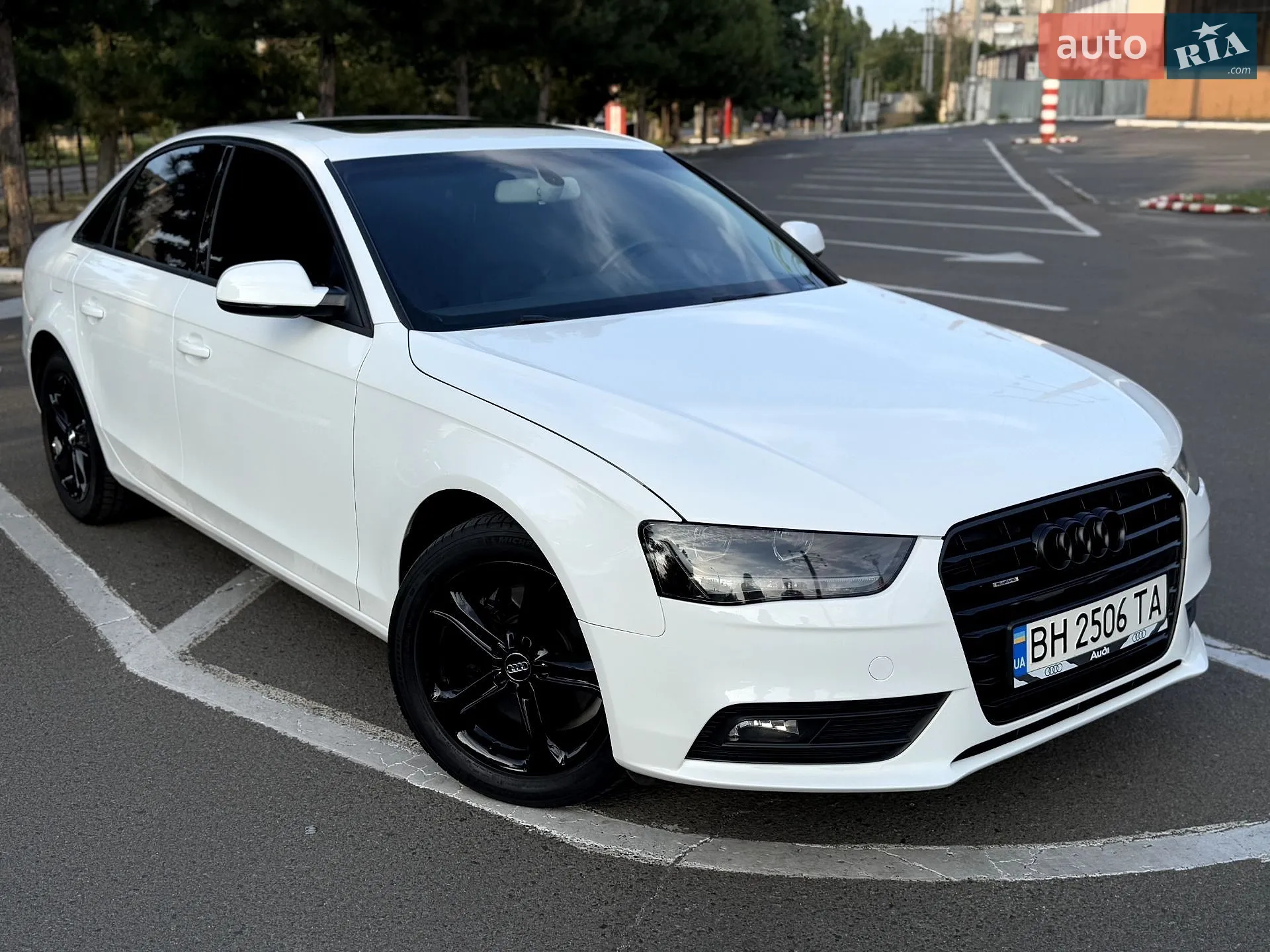 2012 Audi A4 - мініатюра 16