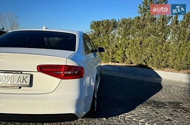 Седан Audi A4 2015 в Дніпрі