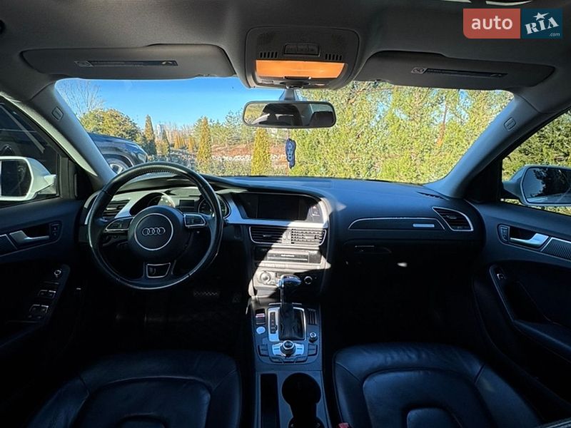 Седан Audi A4 2015 в Дніпрі
