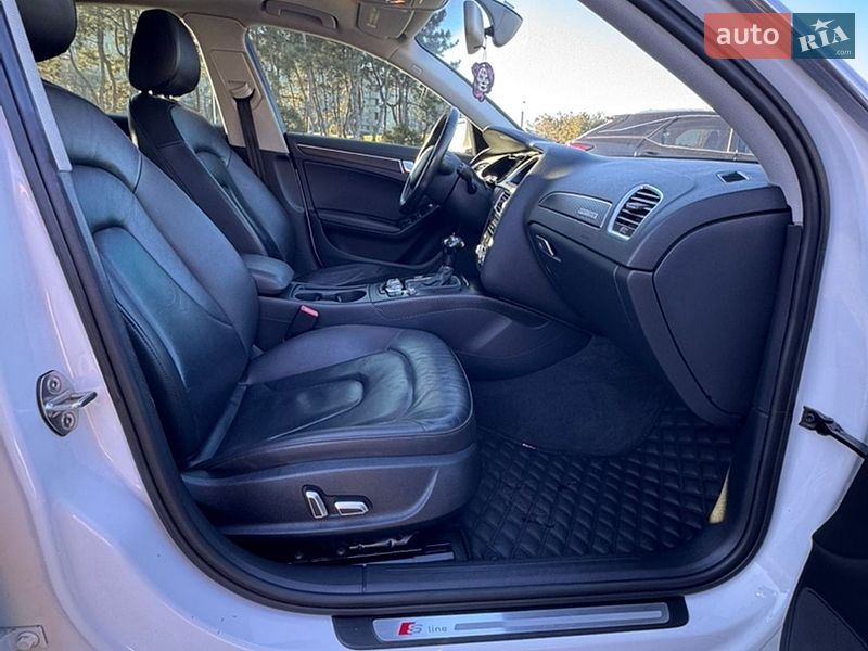Седан Audi A4 2015 в Дніпрі
