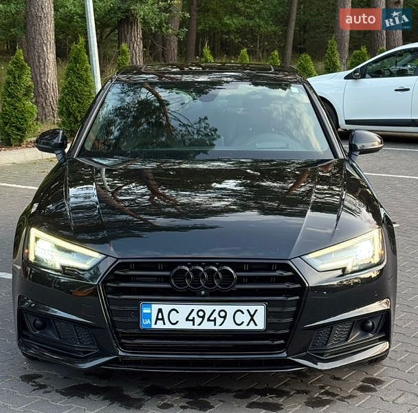 Седан Audi A4 2017 в Луцке
