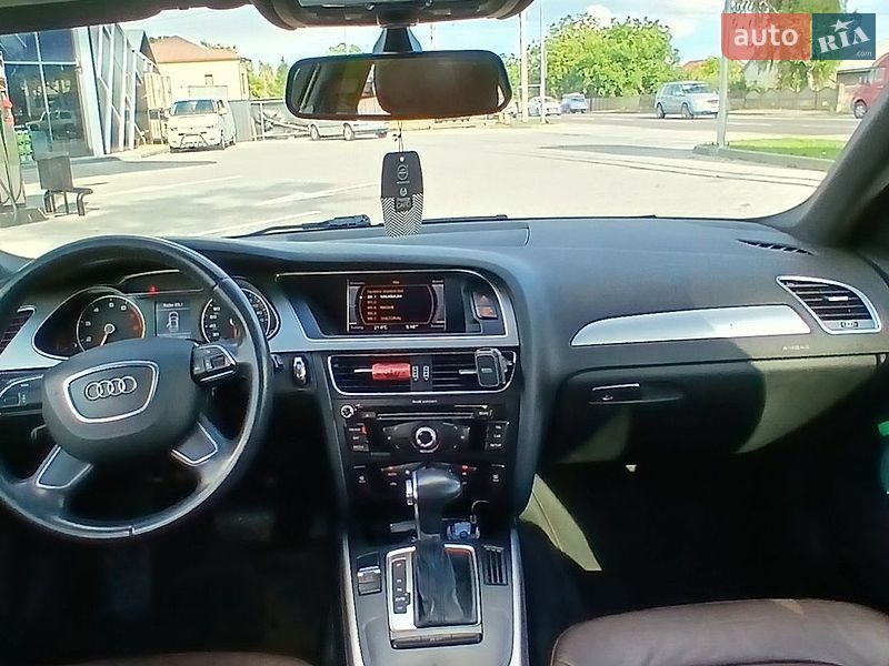 Седан Audi A4 2014 в Тернополе