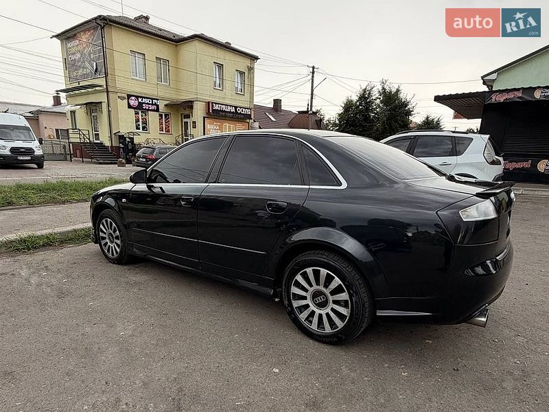 Седан Audi A4 2004 в Сокале