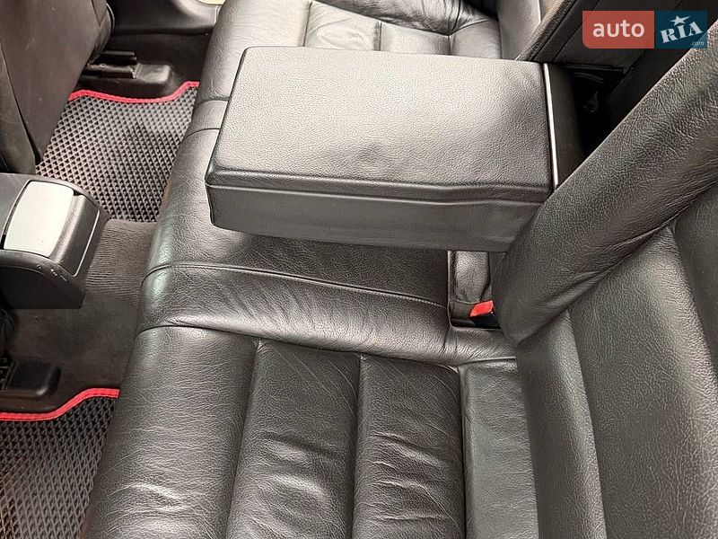Седан Audi A4 2004 в Сокале
