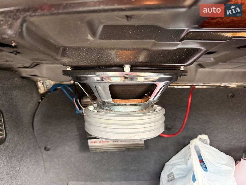 Седан Audi A4 2004 в Сокале