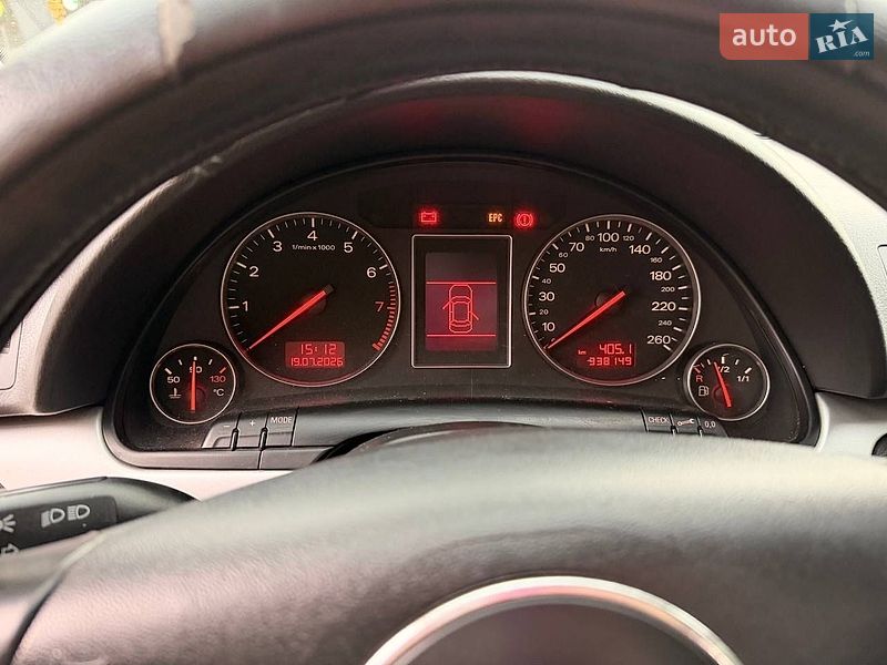 Седан Audi A4 2004 в Сокале