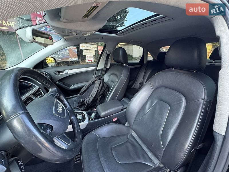 Седан Audi A4 2013 в Львові