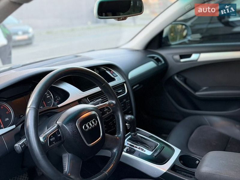 Седан Audi A4 2009 в Івано-Франківську