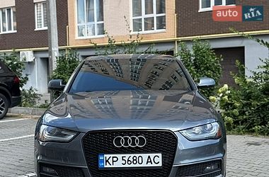 Седан Audi A4 2014 в Хмельницком