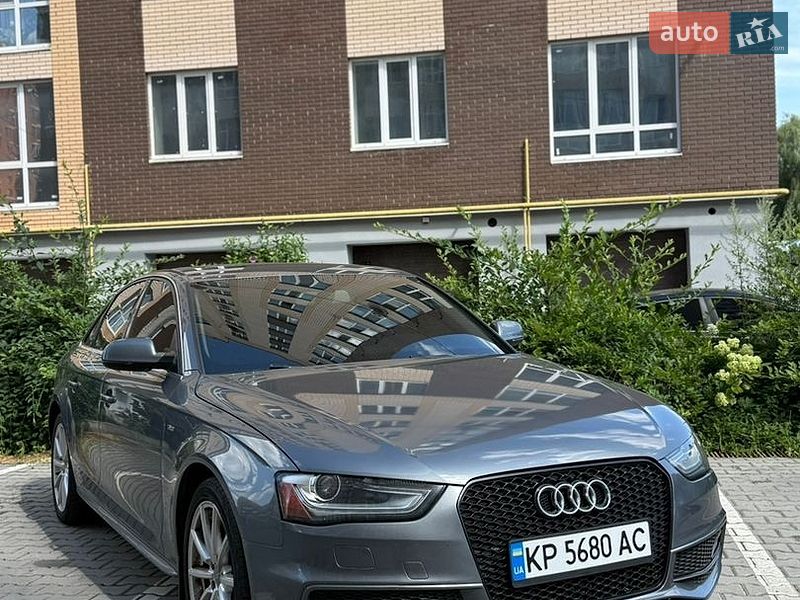 Седан Audi A4 2014 в Хмельницком