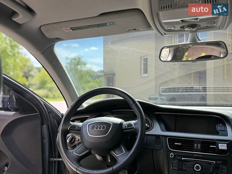 Седан Audi A4 2014 в Хмельницком