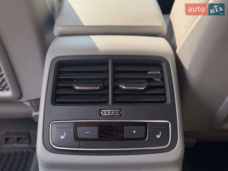 Седан Audi A4 2017 в Тячеві