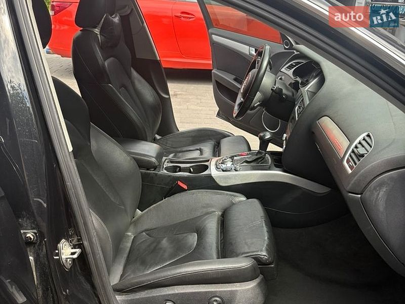 Седан Audi A4 2012 в Івано-Франківську