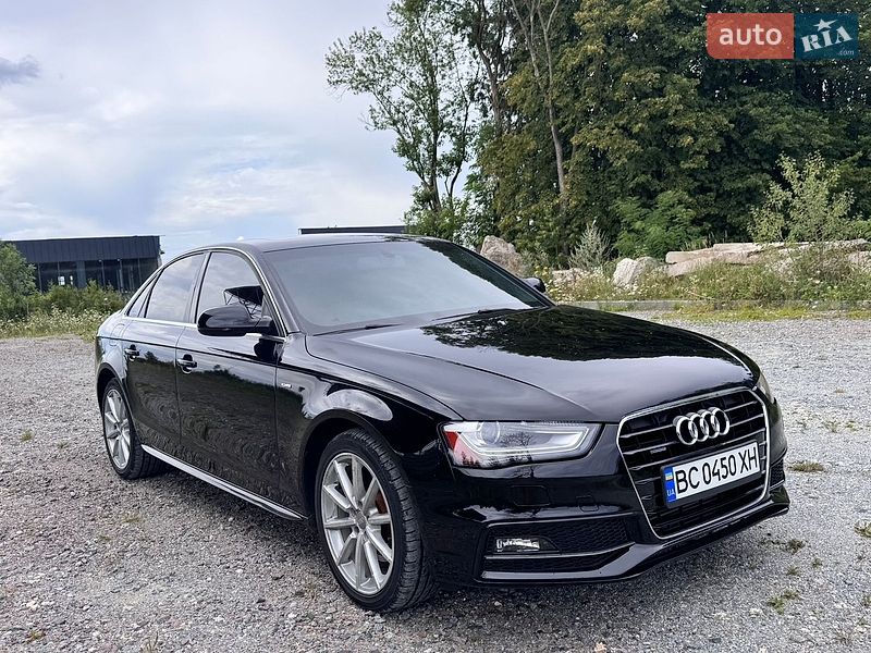 Седан Audi A4 2015 в Самборі