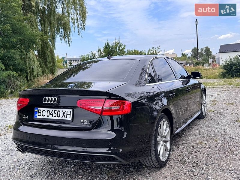 Седан Audi A4 2015 в Самборі