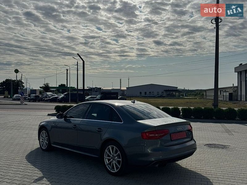 Седан Audi A4 2015 в Хусте