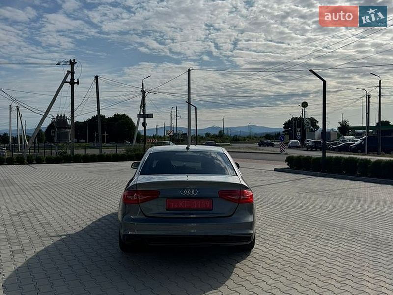Седан Audi A4 2015 в Хусте