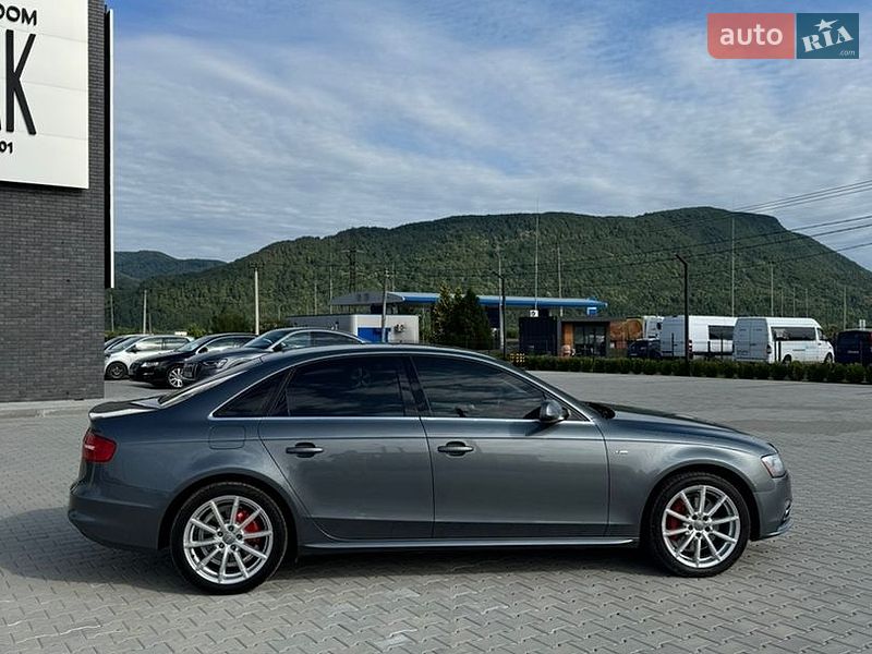 Седан Audi A4 2015 в Хусте