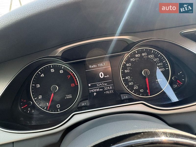 Седан Audi A4 2015 в Хусте