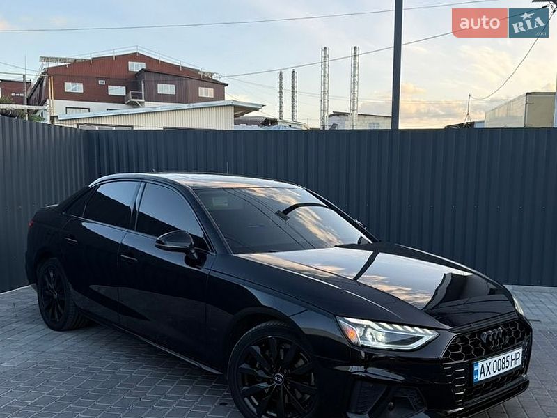 Седан Audi A4 2022 в Харькове