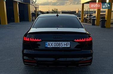 Седан Audi A4 2022 в Харькове