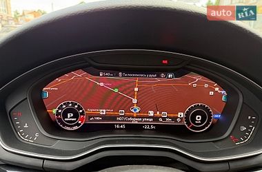 Седан Audi A4 2019 в Ромнах
