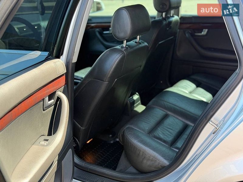 Седан Audi A4 2004 в Виннице