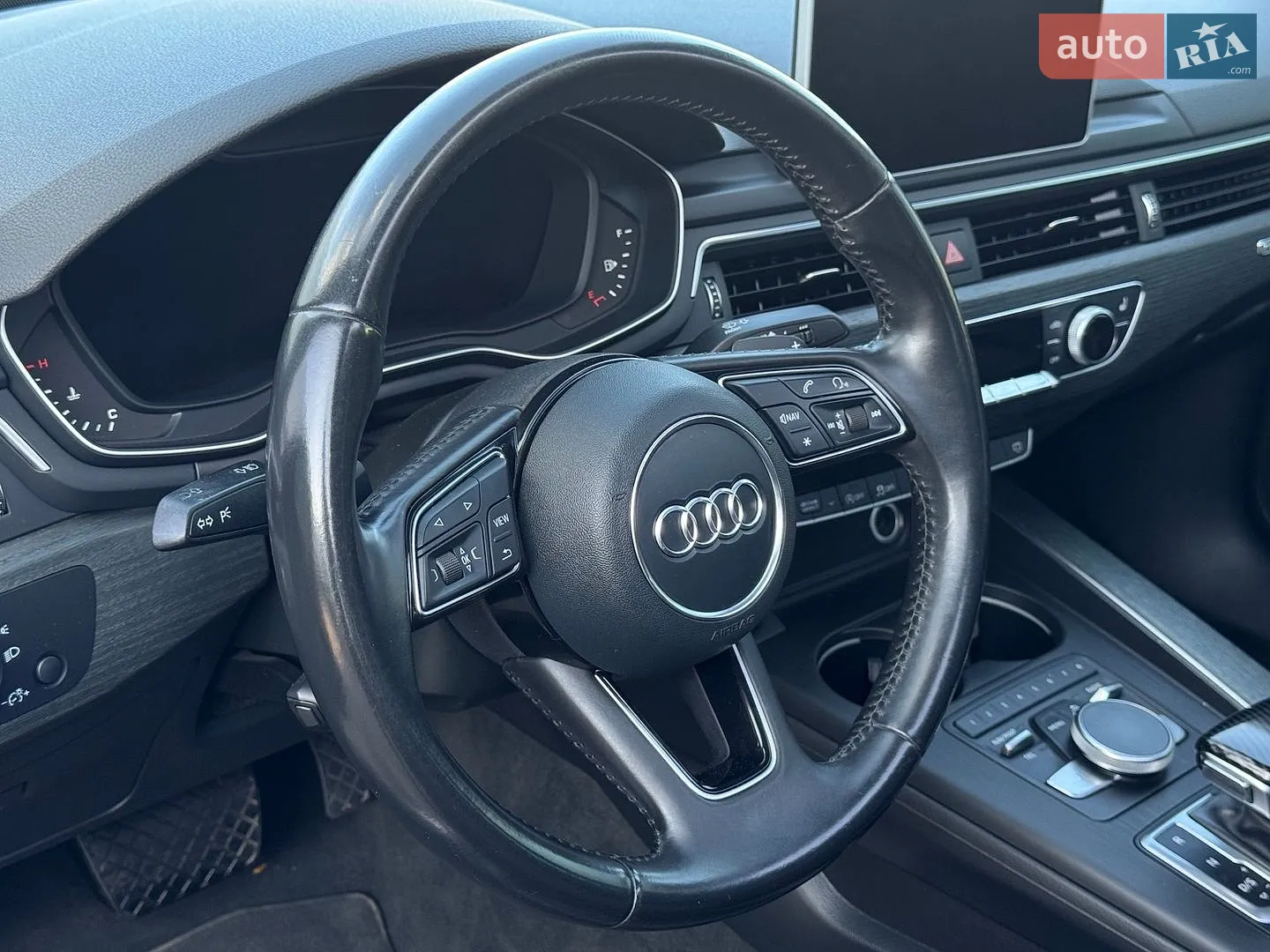 2017 Audi A4 - мініатюра 16