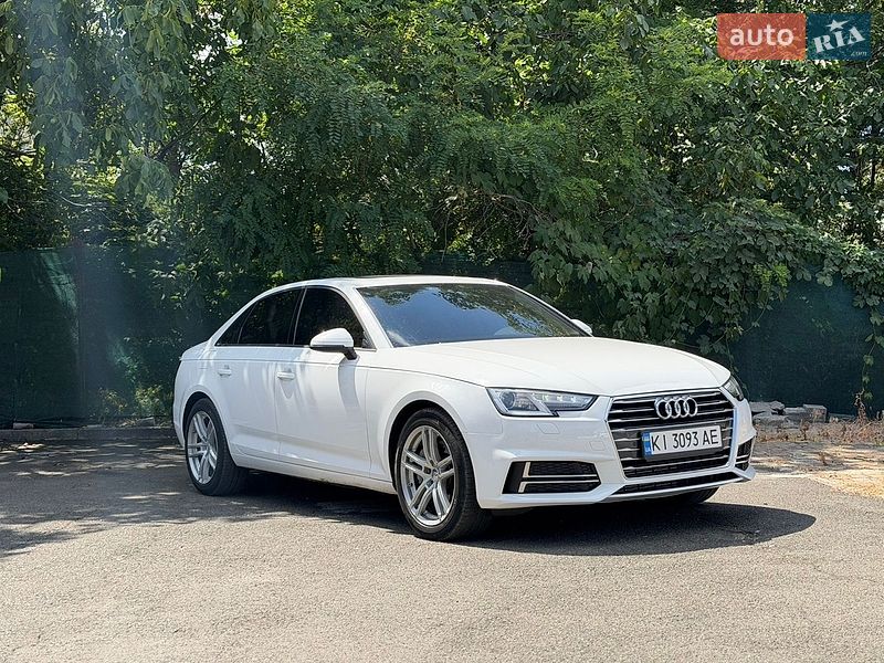 Седан Audi A4 2016 в Киеве