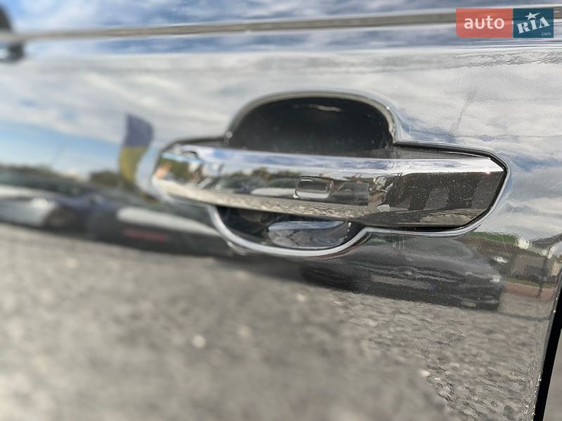 Седан Audi A4 2015 в Стрые