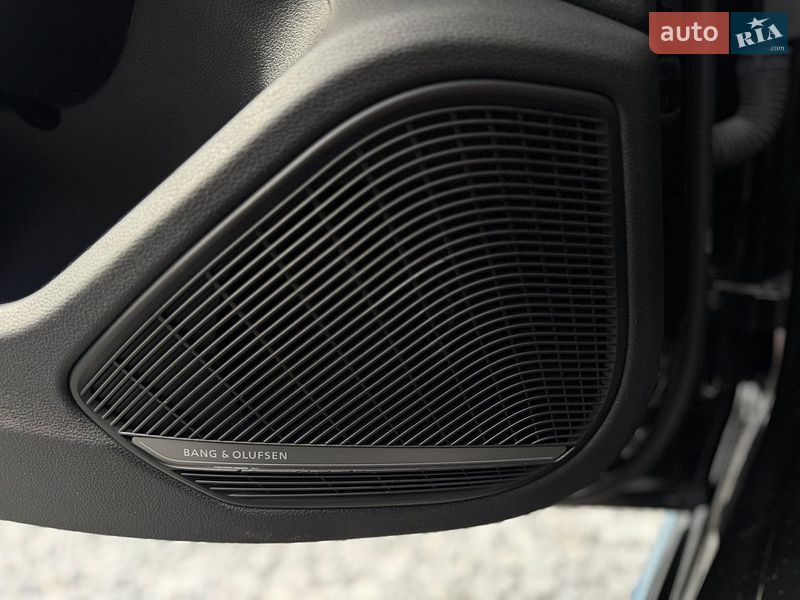 Седан Audi A4 2015 в Стрые