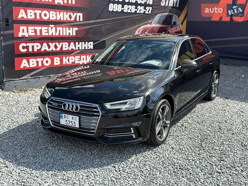 Седан Audi A4 2015 в Стрые
