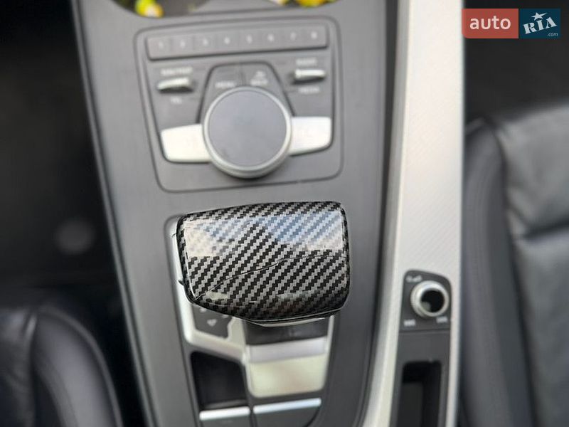 Седан Audi A4 2015 в Стрые