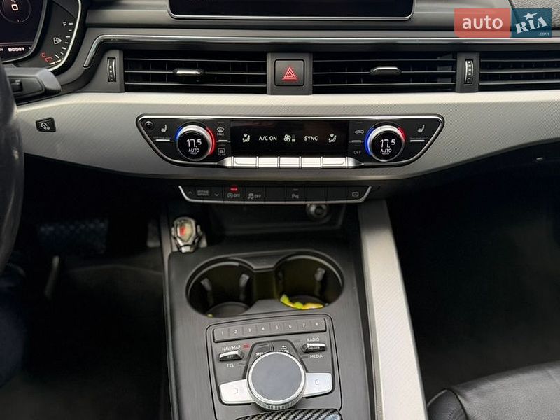 Седан Audi A4 2015 в Стрые