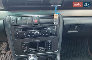 Універсал Audi A4 1998 в Львові