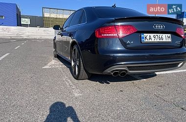 Седан Audi A4 2011 в Киеве