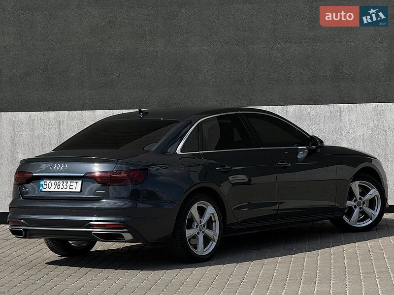 Седан Audi A4 2021 в Тернополі