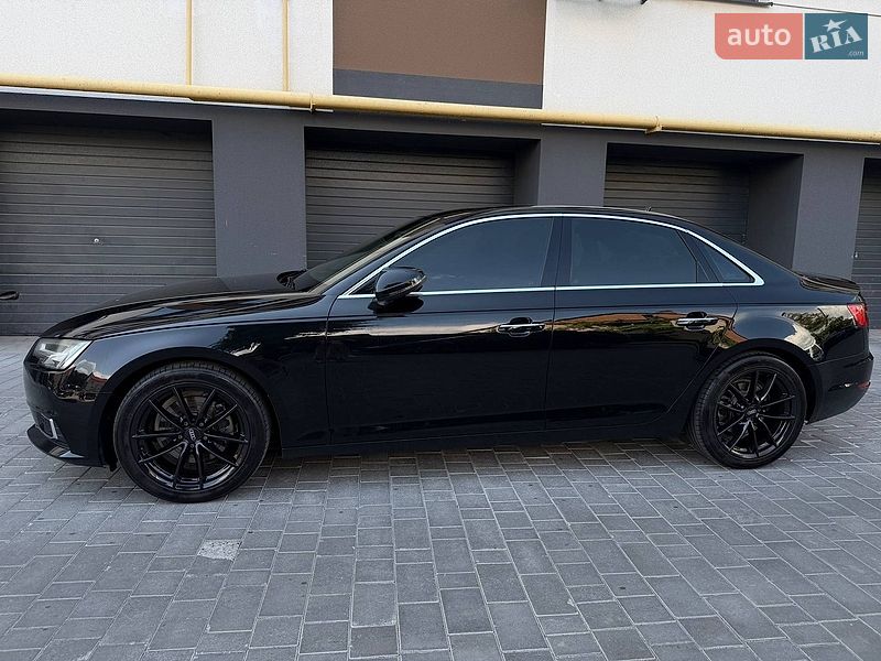 Седан Audi A4 2016 в Вінниці